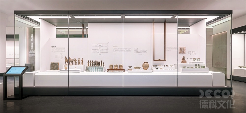 博物館展館設(shè)計中的文物應(yīng)如何保護和展示？