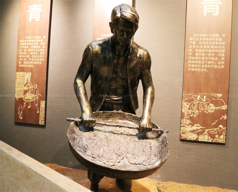 雕塑博物館裝修的庭院或室外展示區(qū)應(yīng)如何設(shè)計(jì)以增強(qiáng)觀賞體驗(yàn)？